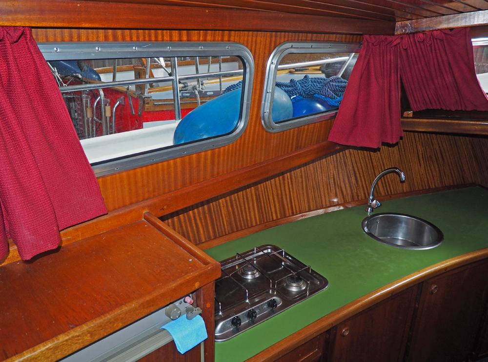 Fore ship, Accommodation